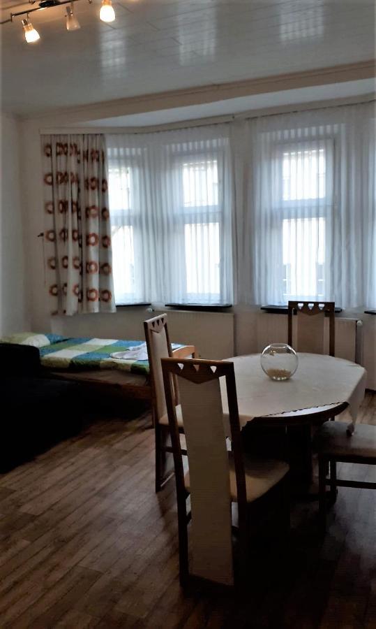 Monterwohnungen Santos-Lerch Viersen Bagian luar foto