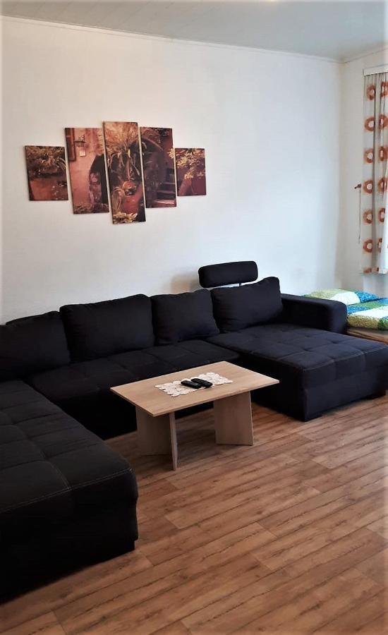 Monterwohnungen Santos-Lerch Viersen Bagian luar foto